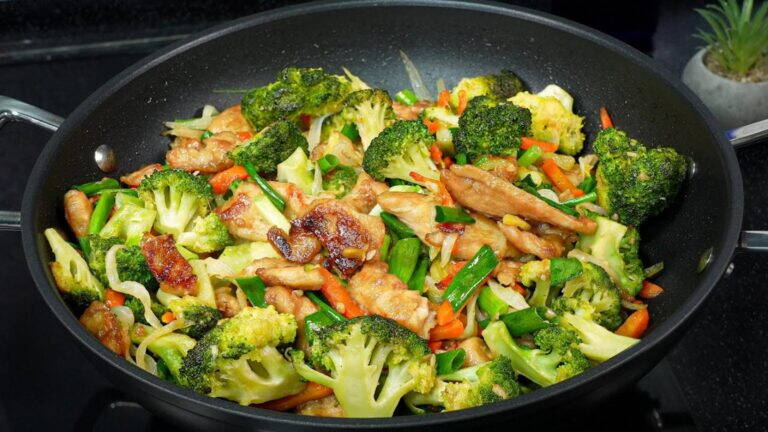 10 powodów, dla których warto spróbować tego pysznego stir fry z kurczakiem!